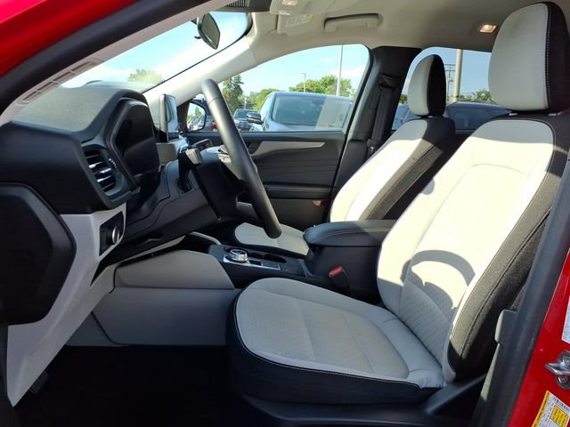 Certified 2024 Ford Escape Active AWD/4WD image 18