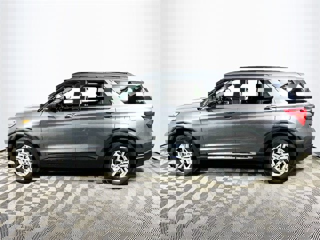 Certified 2021 Ford Explorer XLT w/ Class III Trailer Tow Package image 6