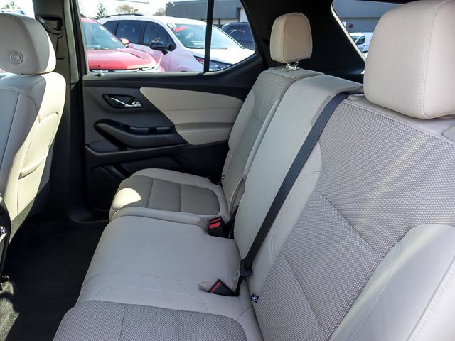 Used 2023 Chevrolet Traverse LS image 14
