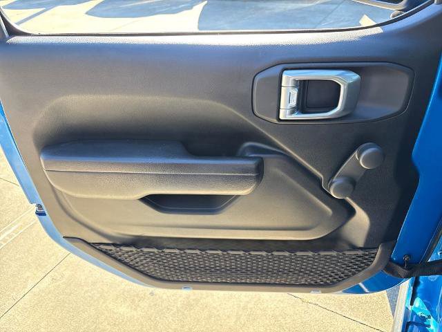 Used 2022 Jeep Wrangler Willys image 16