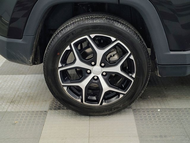 Used 2024 Jeep Compass Limited AWD/4WD image 12