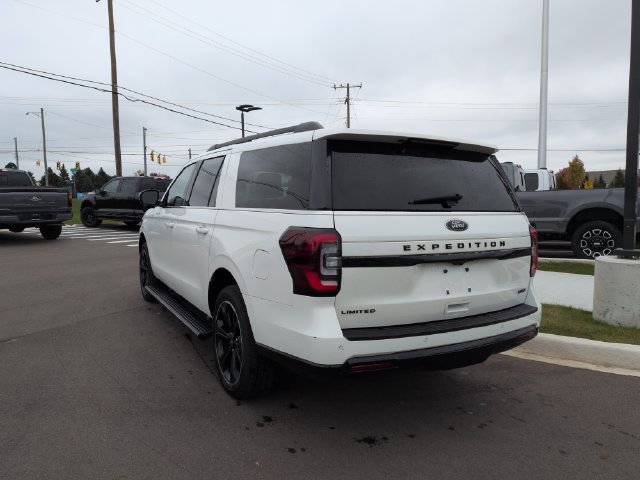 Certified 2023 Ford Expedition Max Limited AWD/4WD image 3