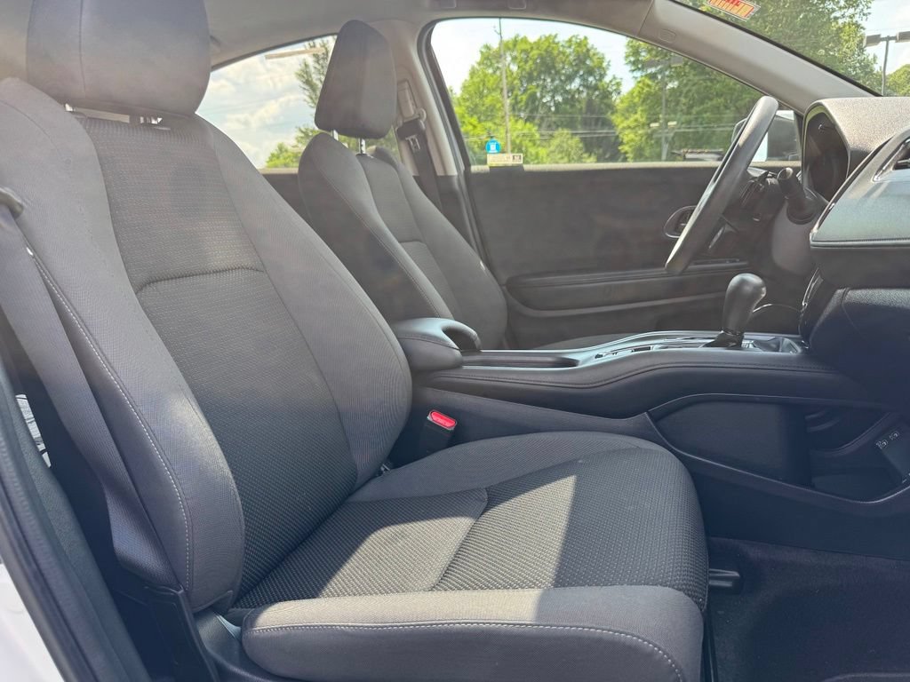 Used 2022 Honda HR-V EX image 16