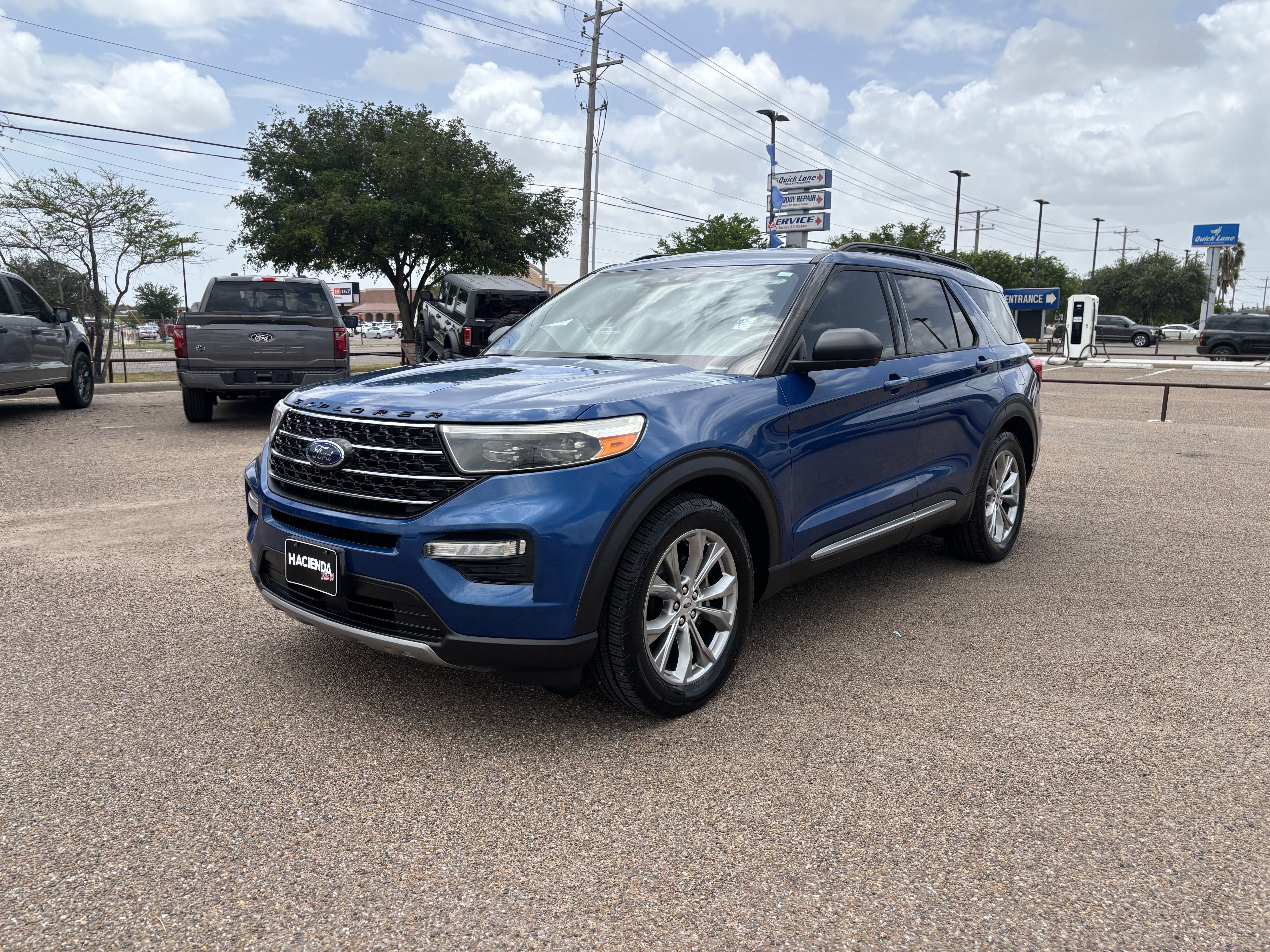 Certified 2020 Ford Explorer XLT w/ Equipment Group 202A