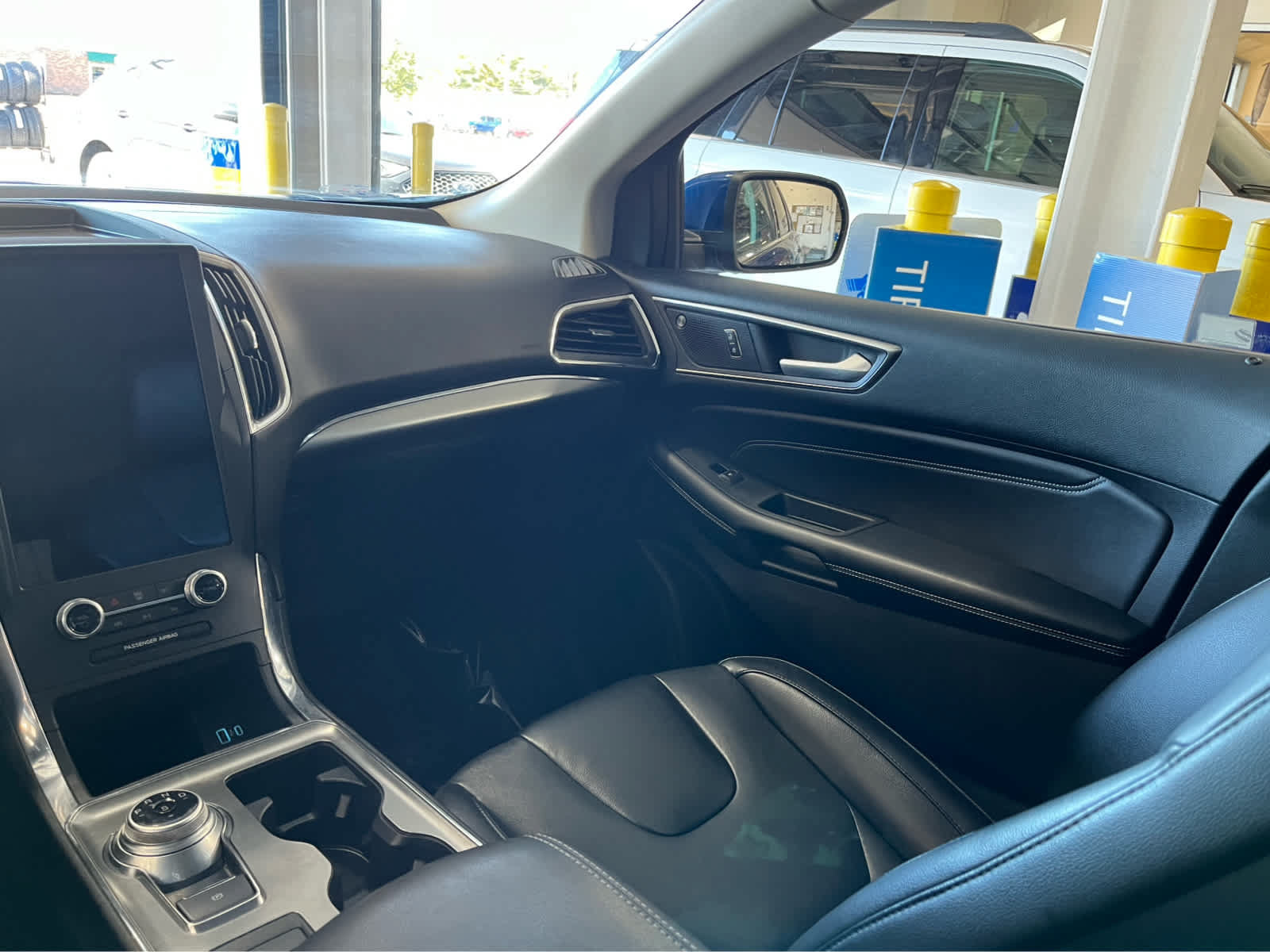 Certified 2022 Ford Edge Titanium AWD/4WD image 14