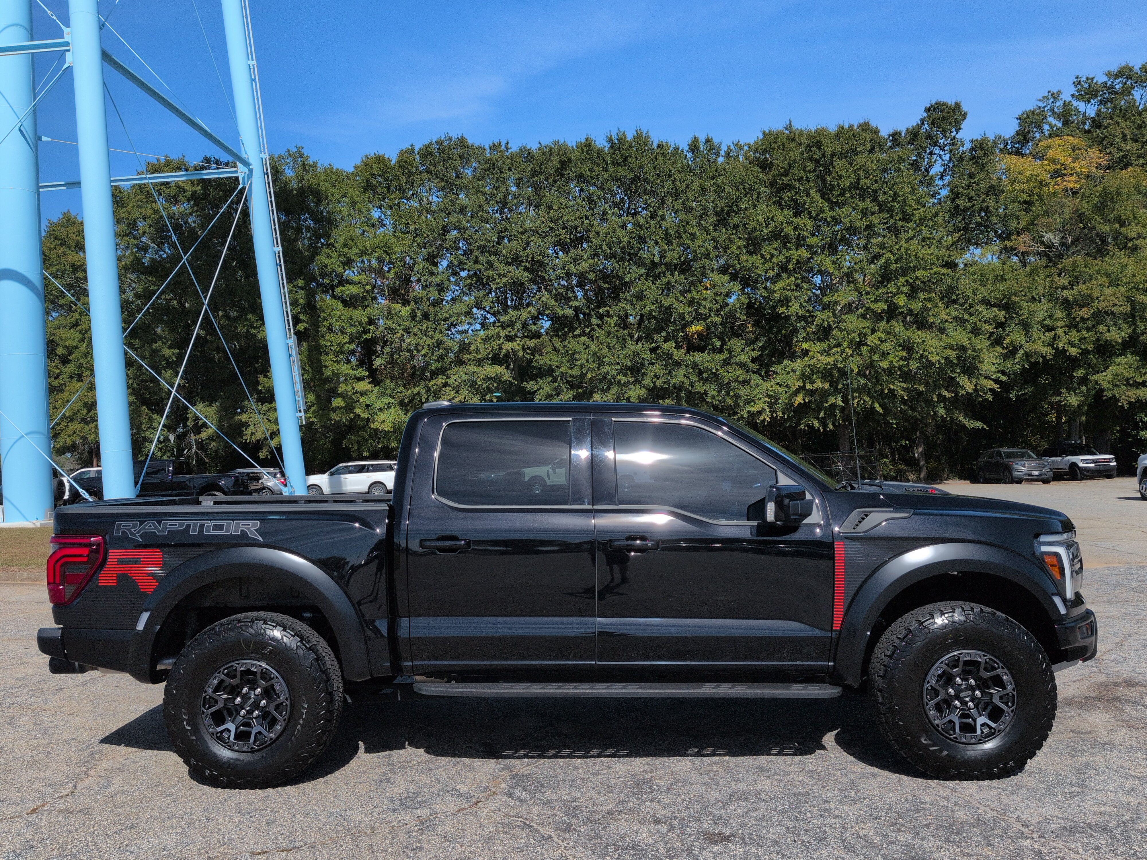 Certified 2024 Ford F150 Raptor w/ Equipment Group 803A Raptor R AWD/4WD image 2