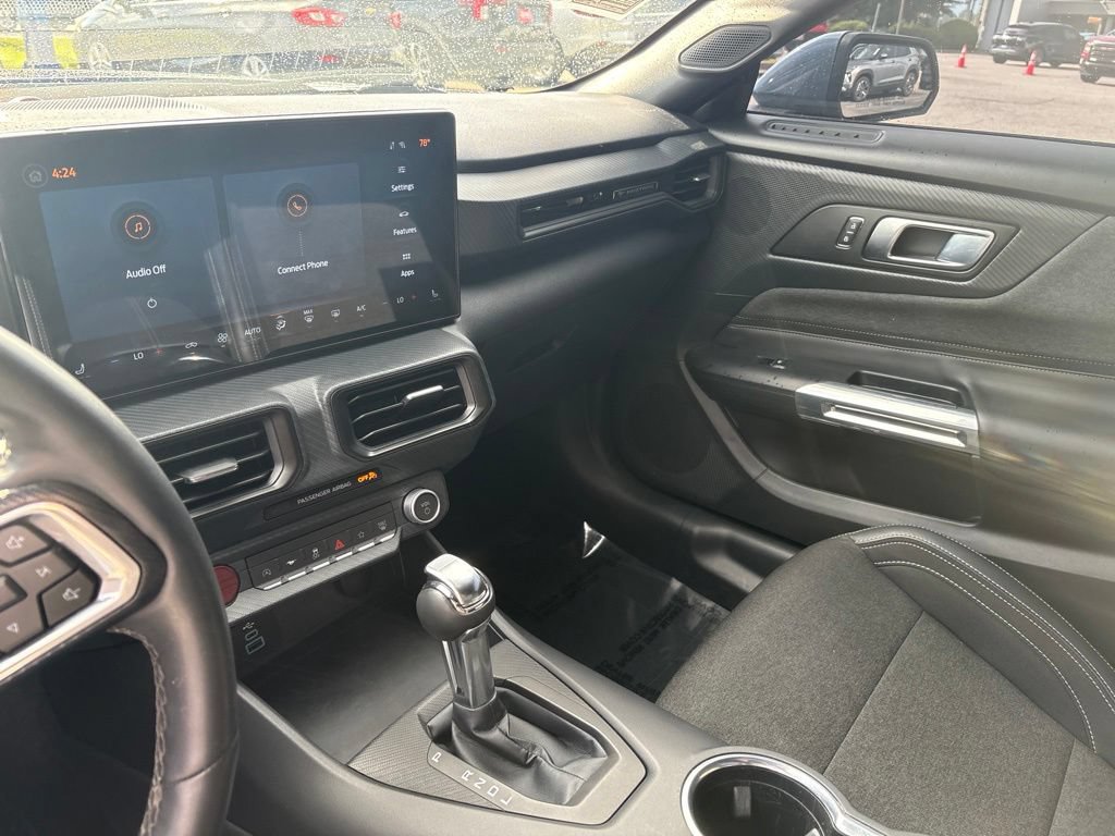 Certified 2025 Ford Mustang Coupe RWD image 23