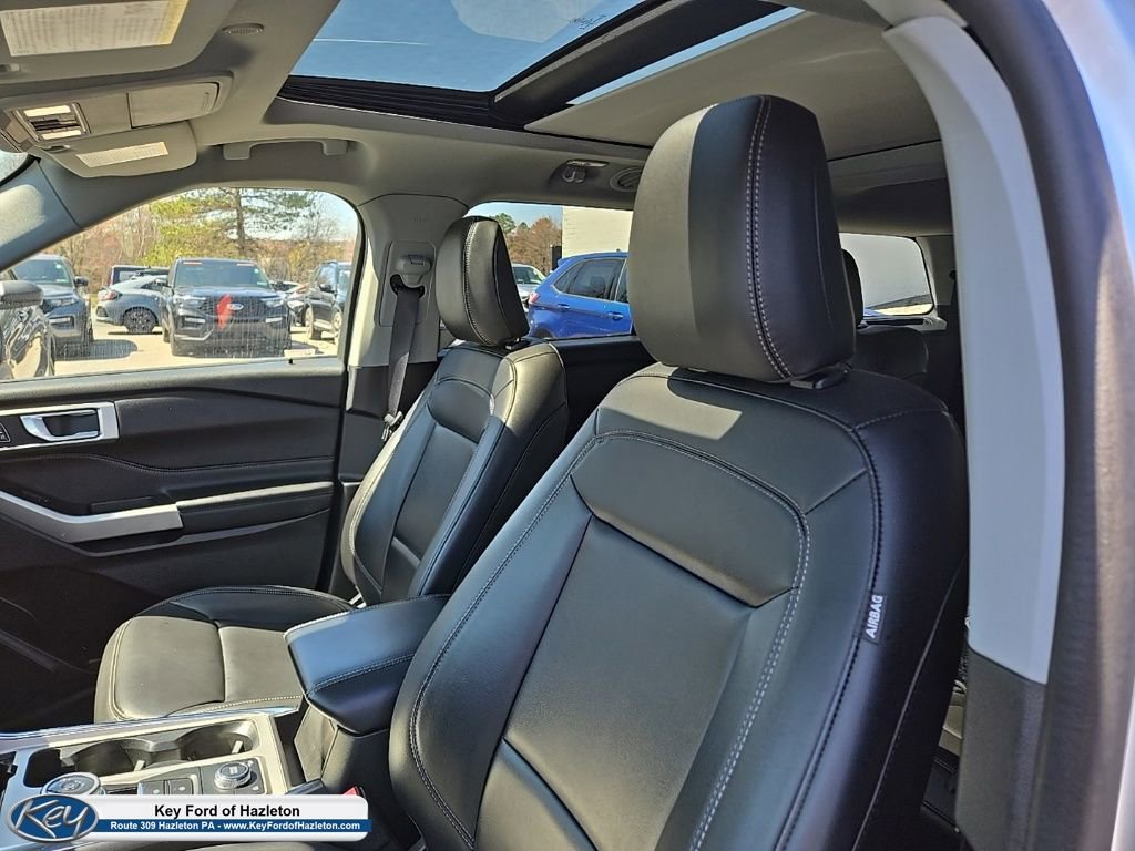 Certified 2023 Ford Explorer XLT w/ Equipment Group 202A AWD/4WD image 48