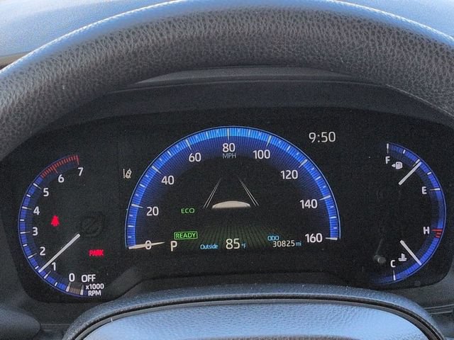 Used 2020 Toyota Corolla LE FWD image 24