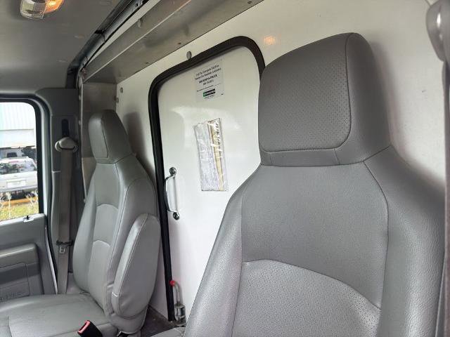 Certified 2024 Ford E-450 and Econoline 450 Super Duty w/ Power Windows & Locks Group RWD image 10