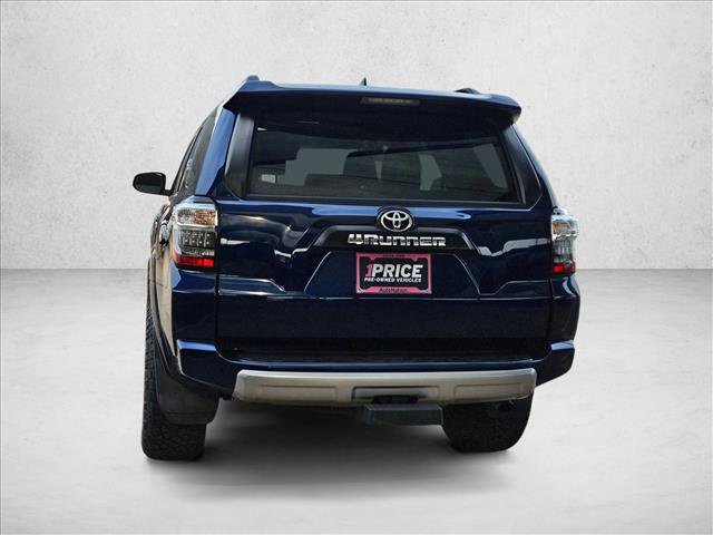 Used 2022 Toyota 4Runner TRD Off-Road AWD/4WD image 8