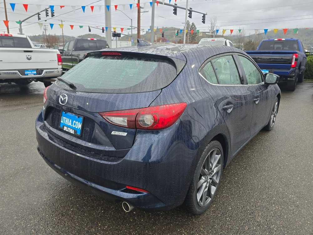 Used 2018 MAZDA MAZDA3 Touring image 5