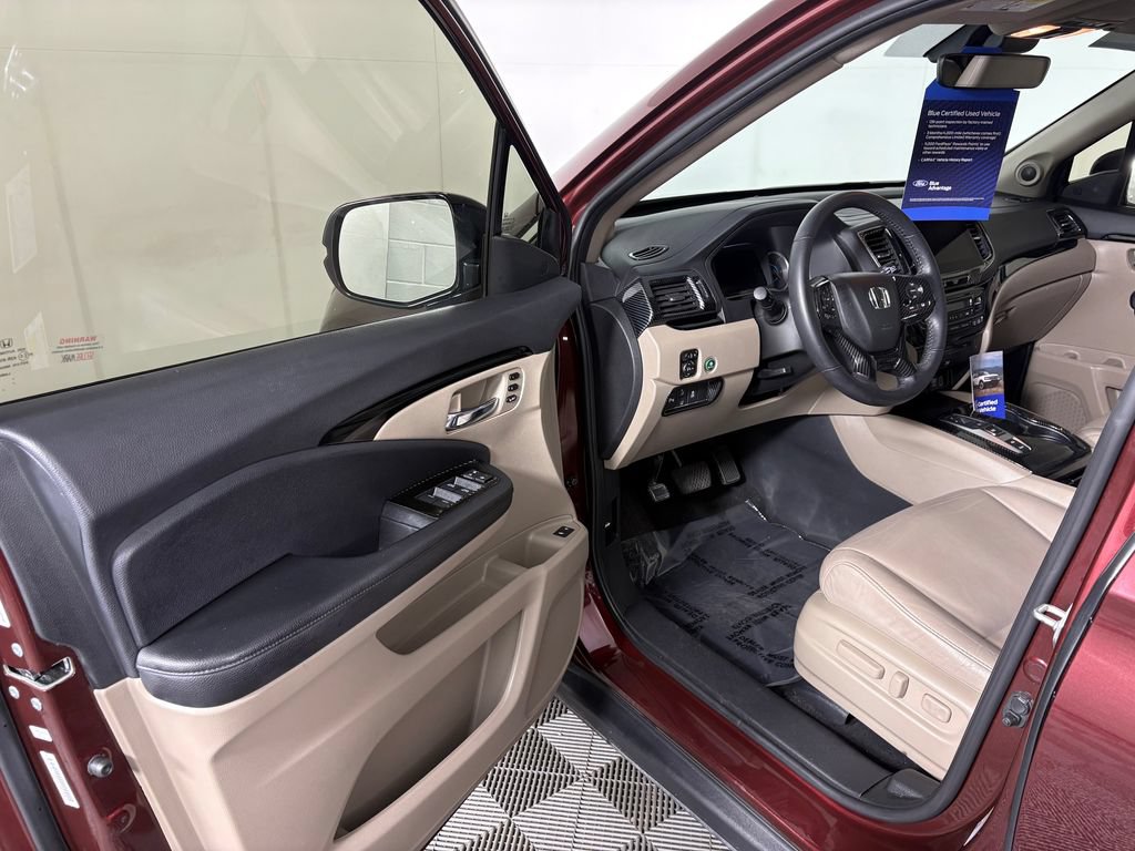 Used 2022 Honda Pilot Touring image 12