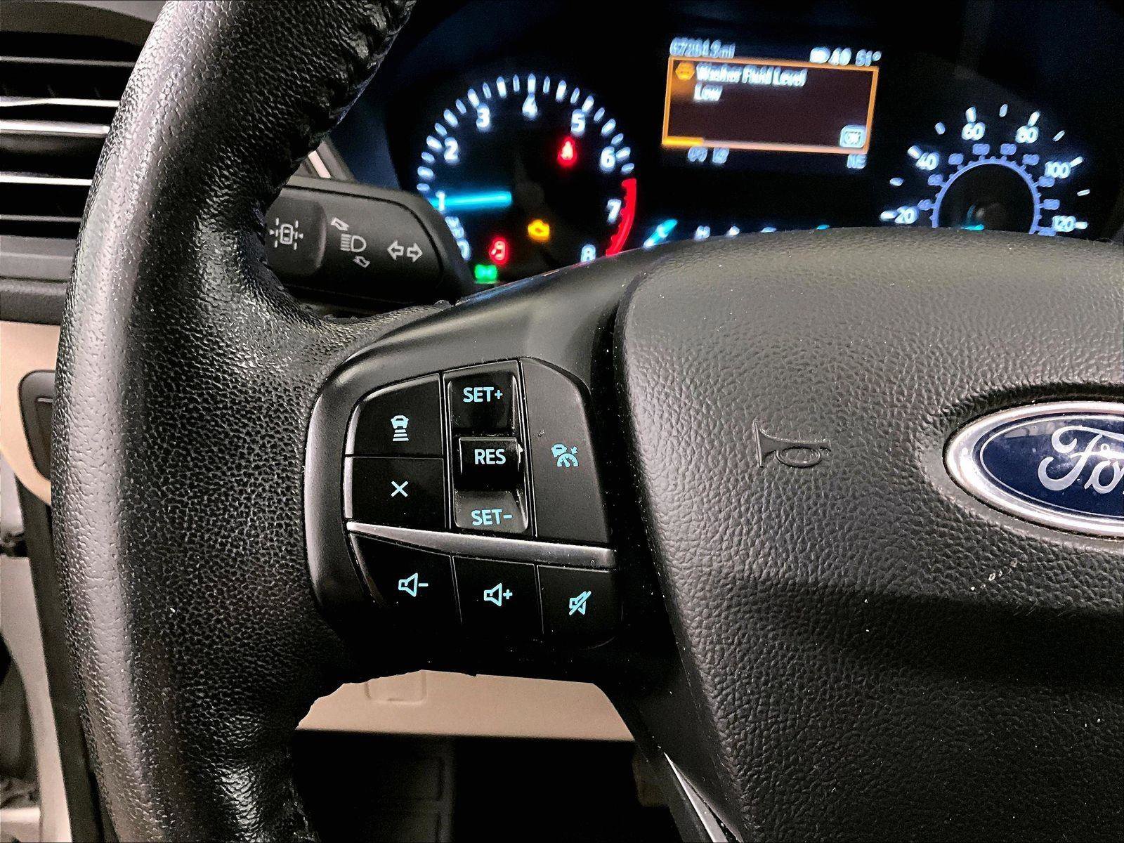 Certified 2020 Ford Escape SEL AWD/4WD image 17