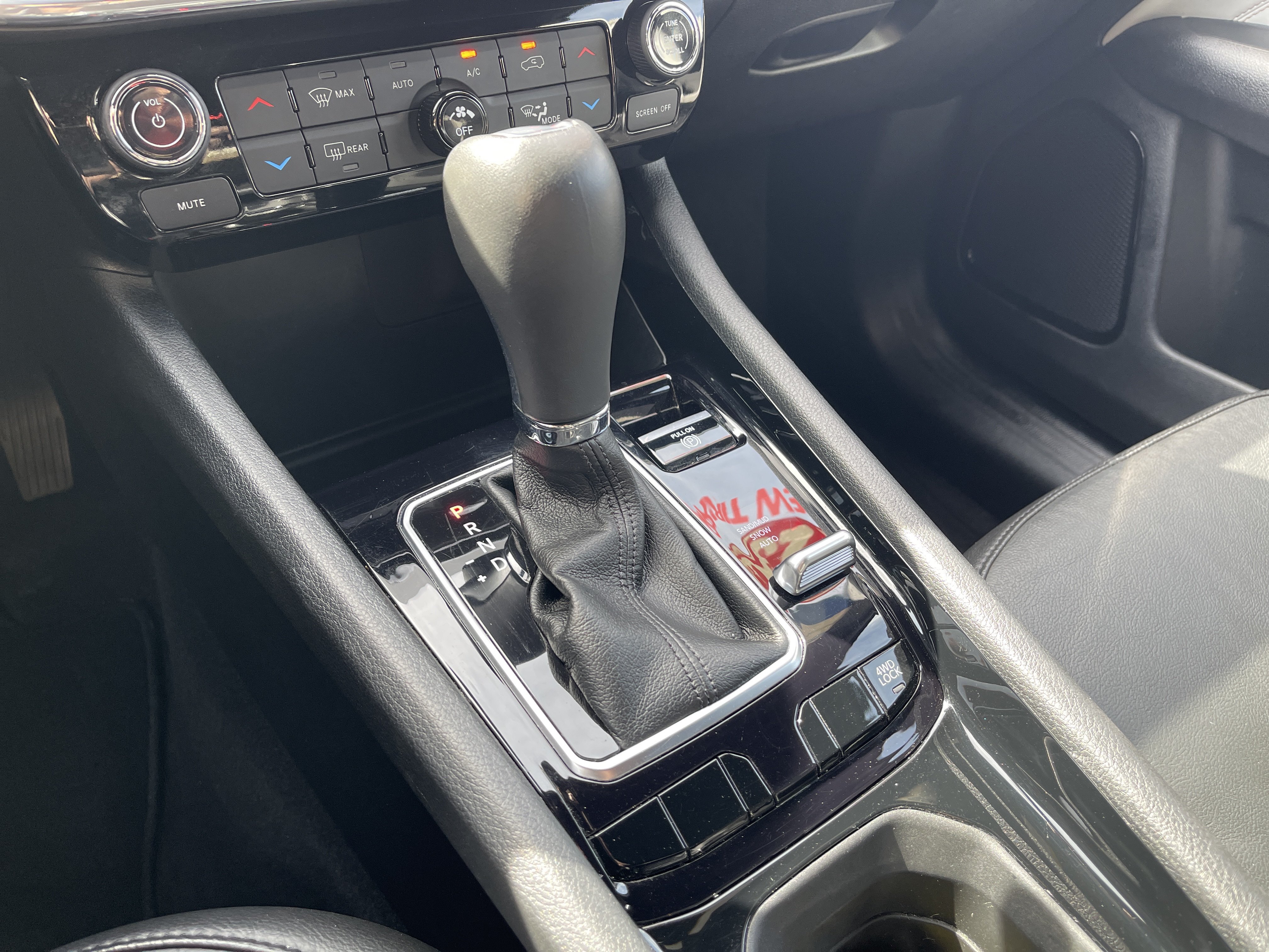 Used 2023 Jeep Compass Limited AWD/4WD image 23
