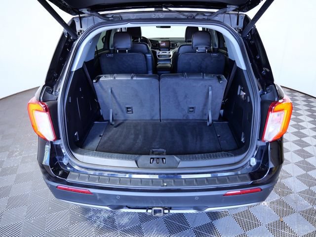 Certified 2023 Ford Explorer XLT w/ Equipment Group 202A AWD/4WD image 7