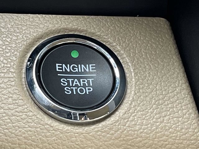 Certified 2018 Ford F150 Lariat w/ Equipment Group 501A Mid AWD/4WD image 31