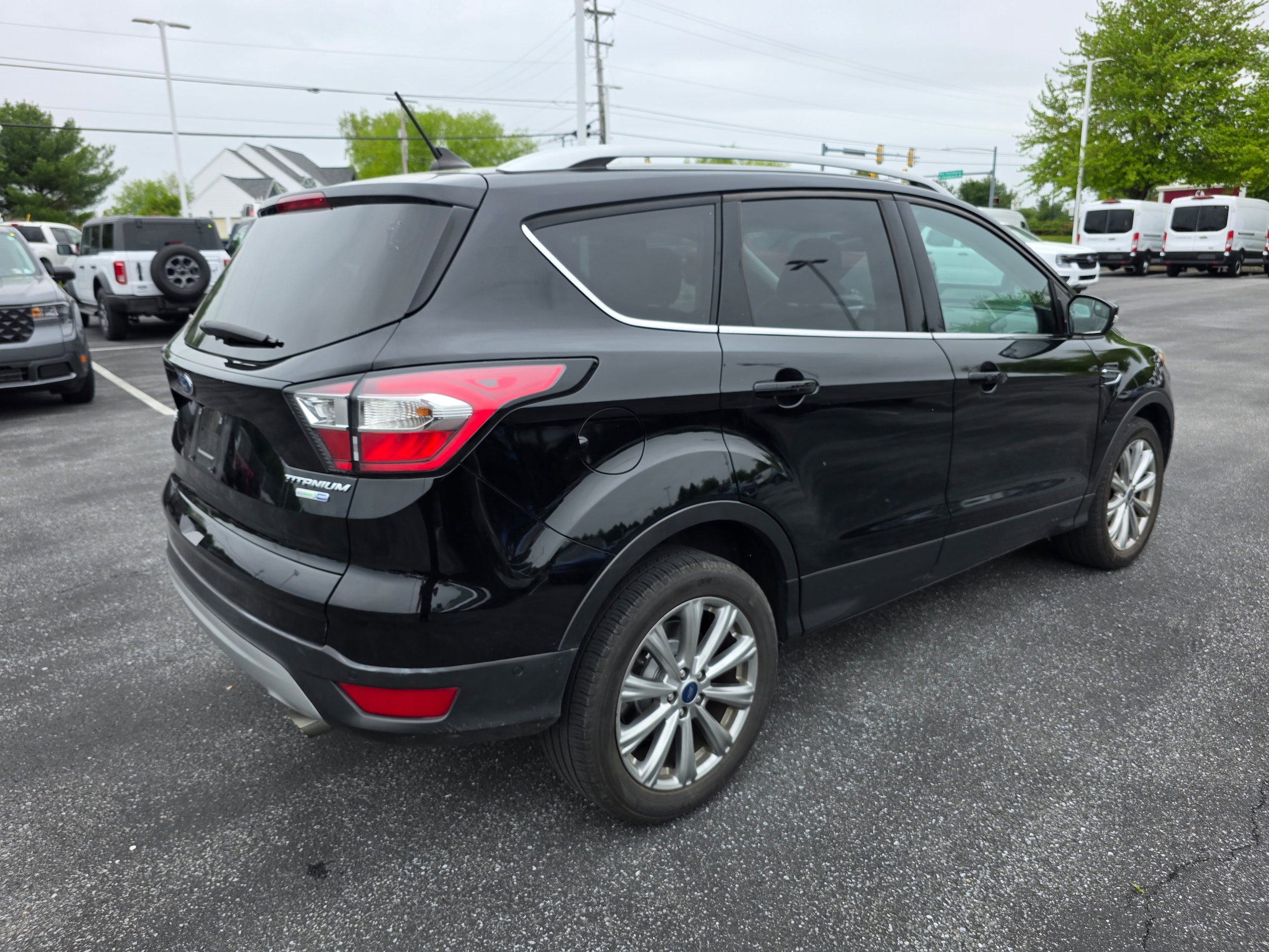 Certified 2018 Ford Escape Titanium AWD/4WD image 5