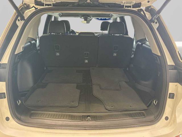 Used 2023 Jeep Grand Cherokee Limited AWD/4WD image 25