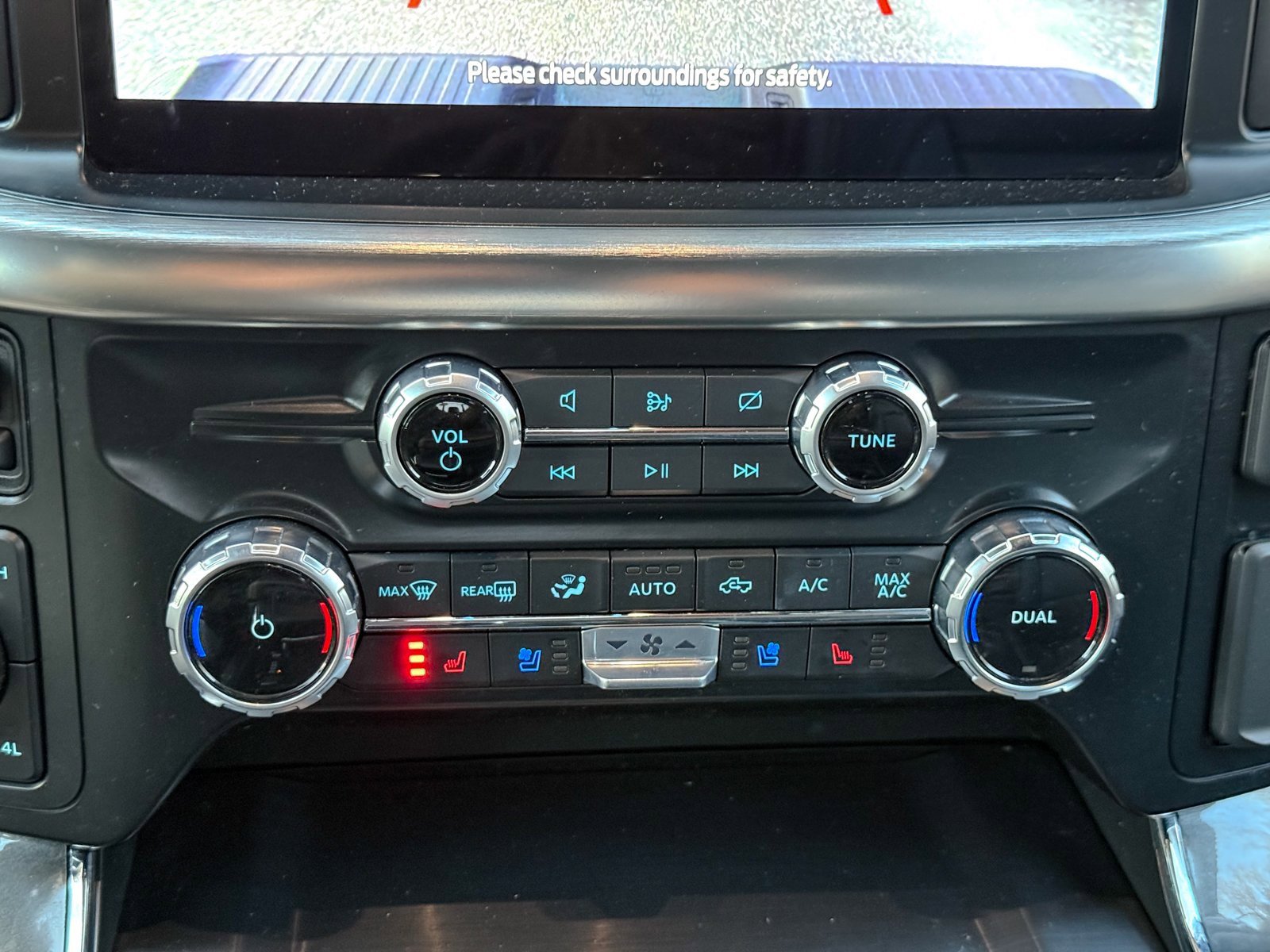 Certified 2023 Ford F150 Lariat w/ Equipment Group 502A High image 30