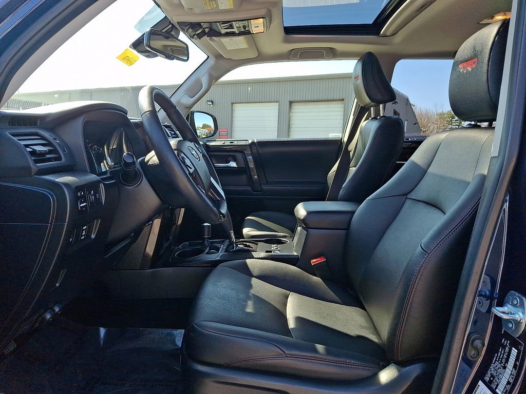 Used 2021 Toyota 4Runner Venture w/ Moonroof Package image 13