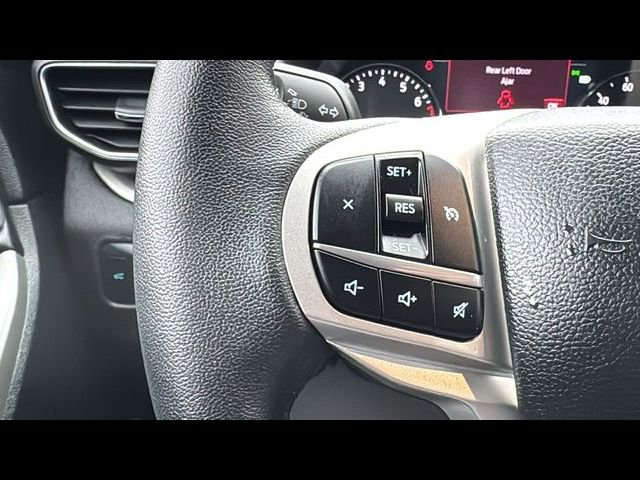 Certified 2023 Ford Explorer XLT w/ Equipment Group 202A AWD/4WD image 17