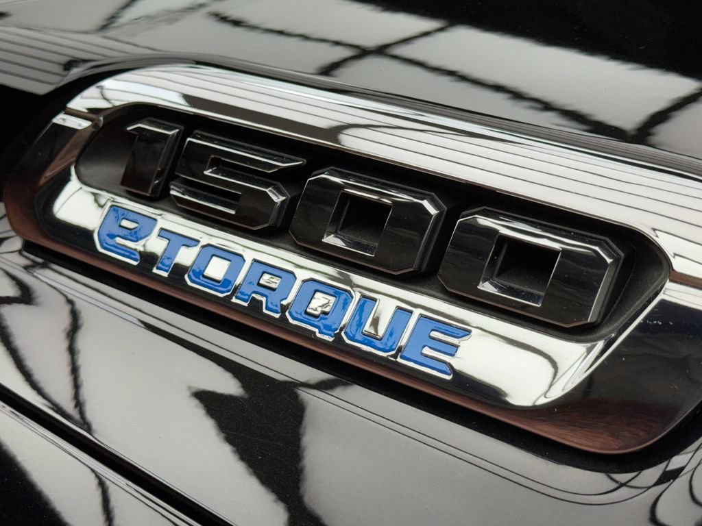 Used 2022 RAM 1500 Big Horn AWD/4WD image 8