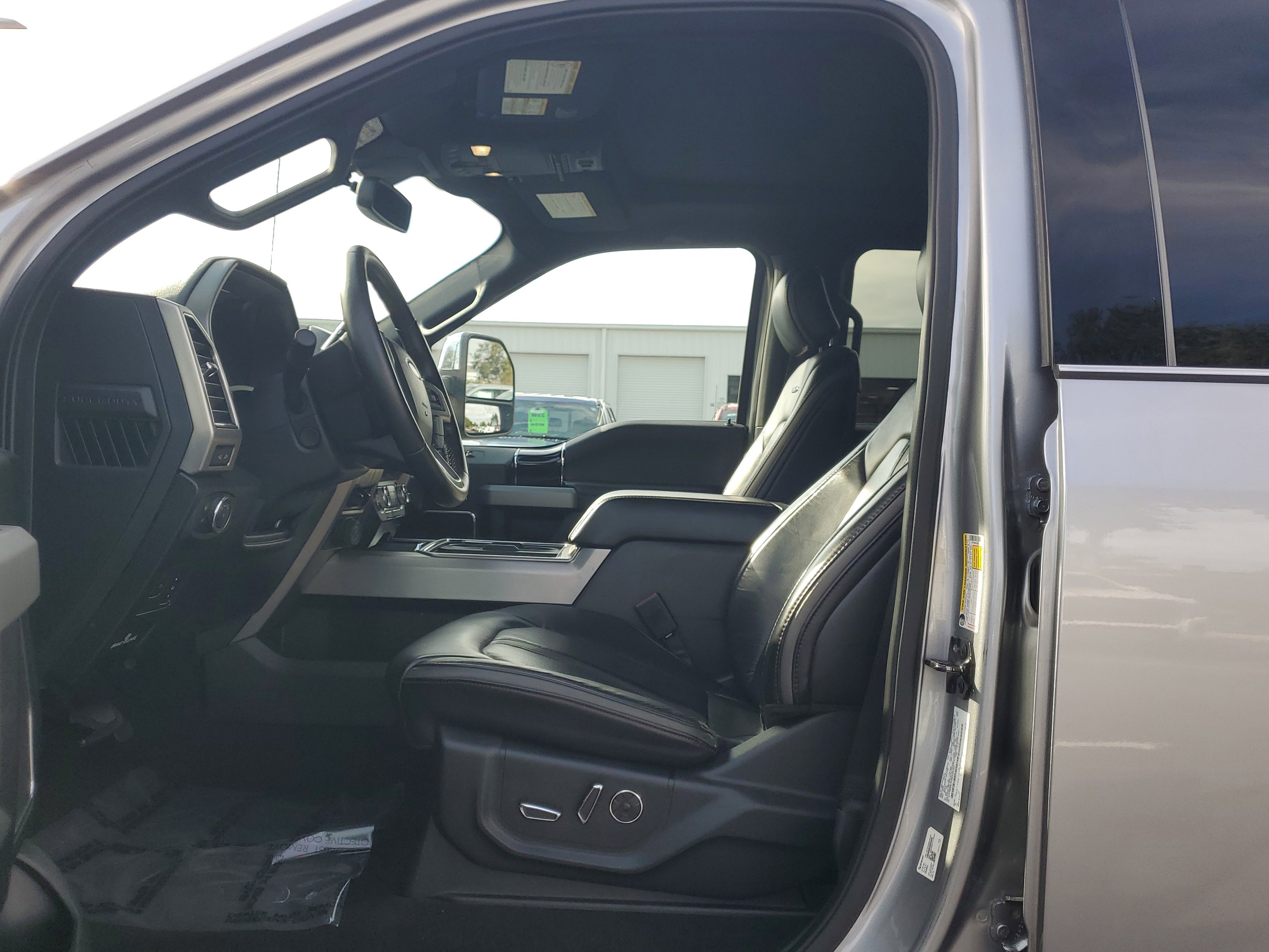 Certified 2021 Ford F250 Platinum w/ FX4 Off-Road Package image 19