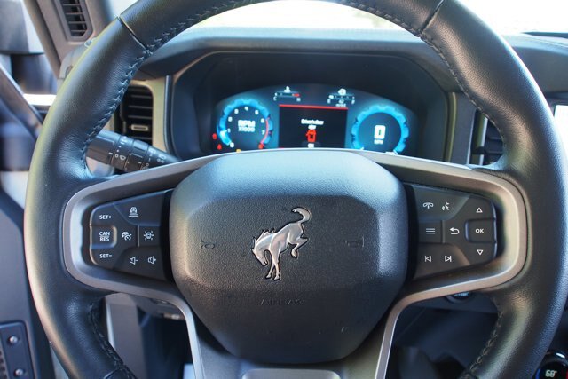 Certified 2025 Ford Bronco Badlands AWD/4WD image 21