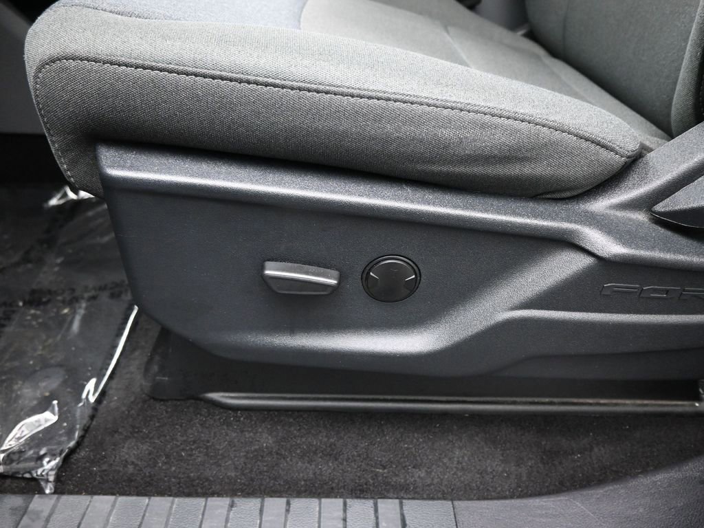 Certified 2025 Ford F150 XLT w/ Equipment Group 301A Standard image 37