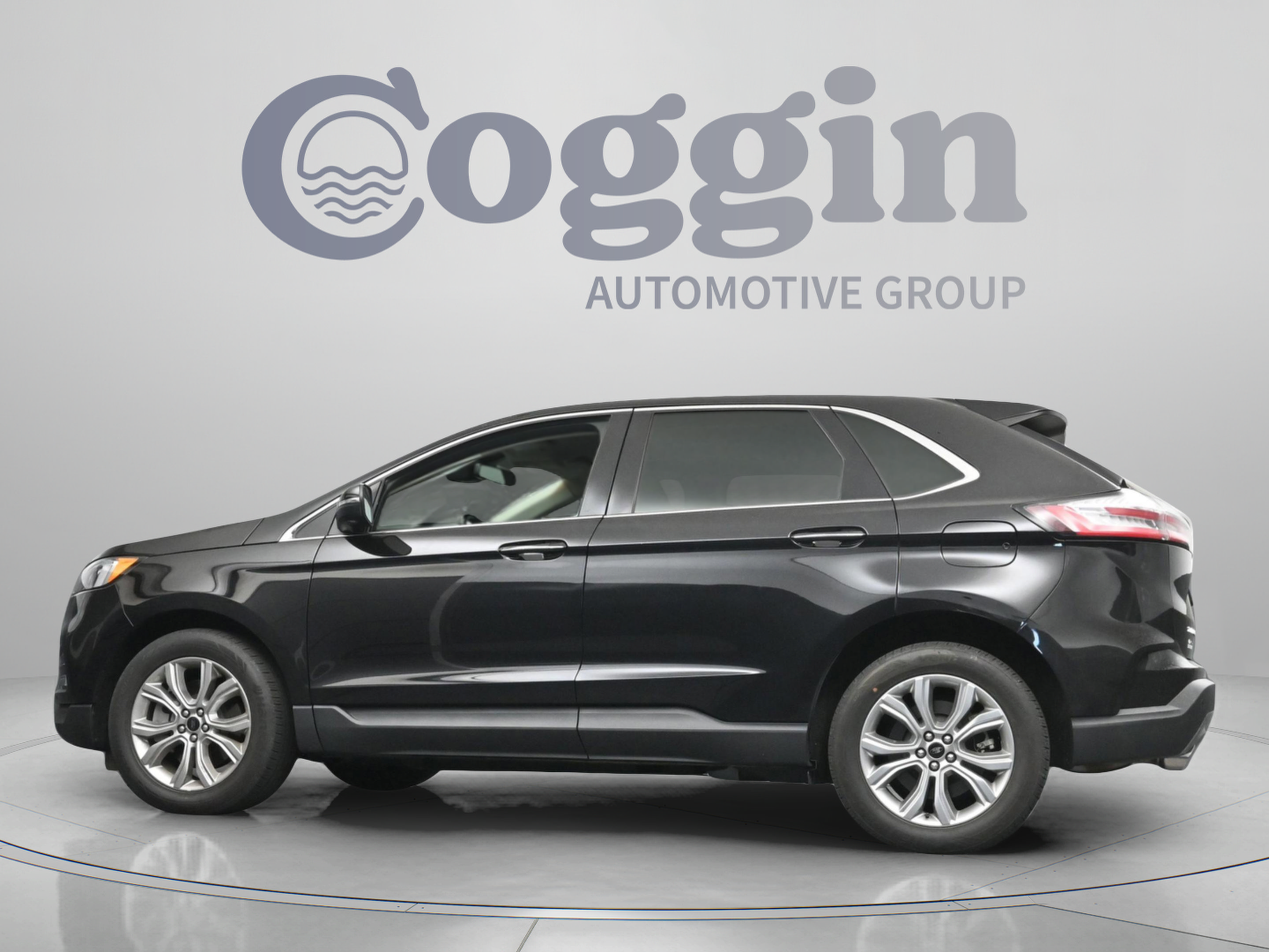 Certified 2024 Ford Edge Titanium AWD/4WD image 5