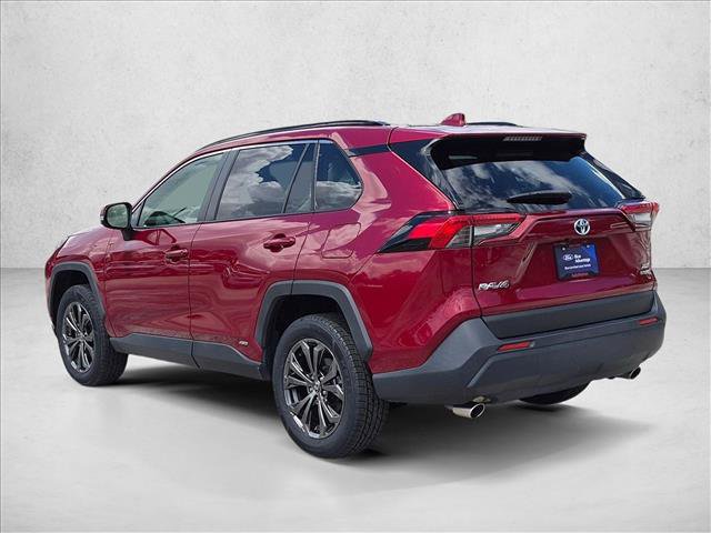Used 2023 Toyota RAV4 XLE Premium AWD/4WD image 7