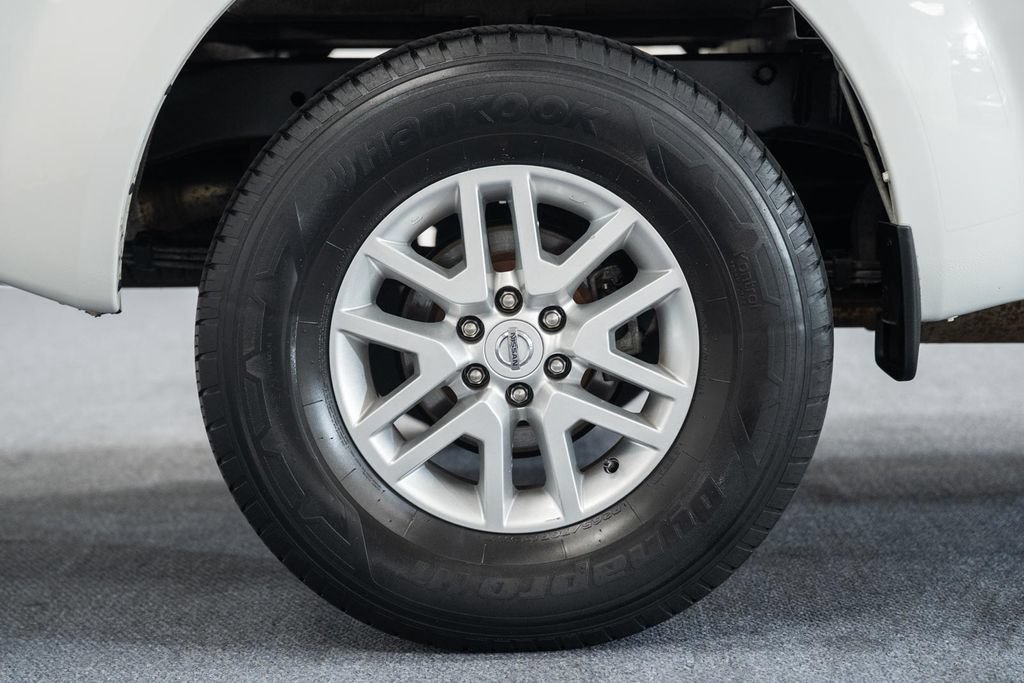 Used 2021 Nissan Frontier SV RWD image 17
