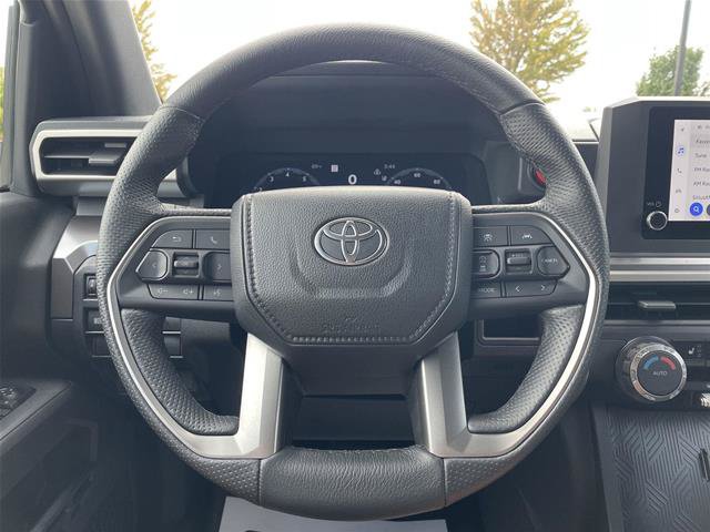 Used 2024 Toyota Tacoma TRD Off-Road AWD/4WD image 12