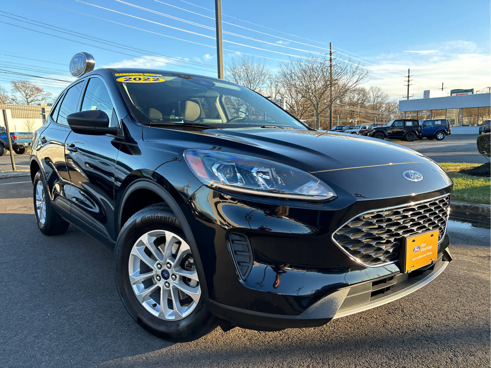 Certified 2022 Ford Escape SE w/ Convenience Package image 2