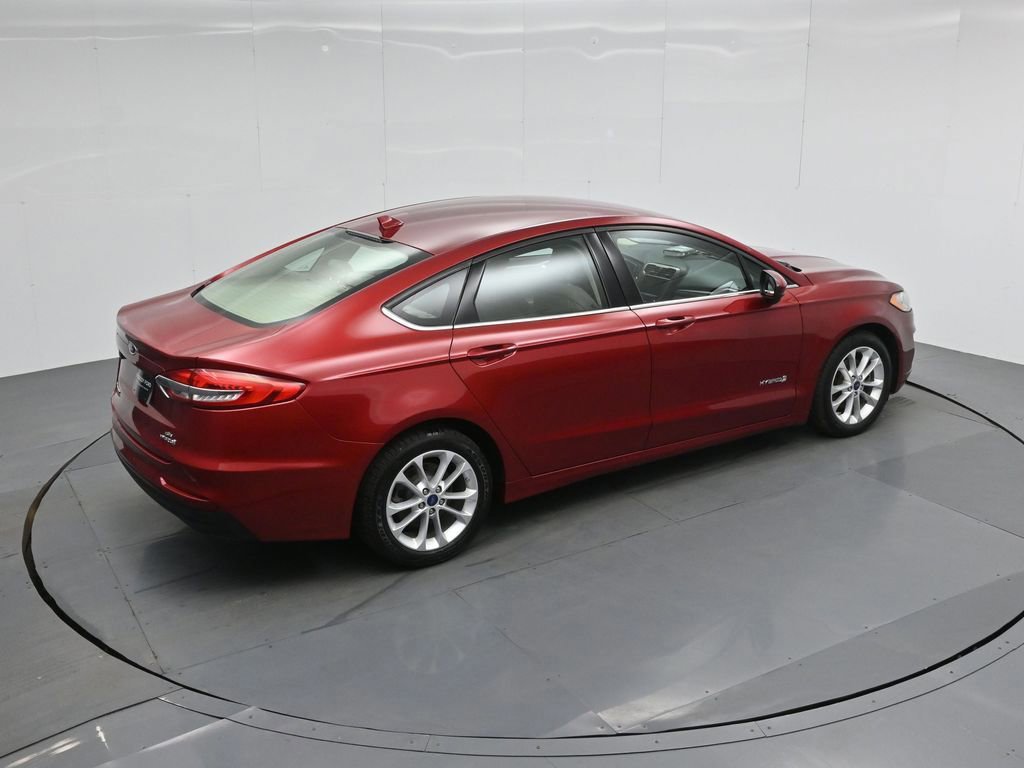 Certified 2019 Ford Fusion SE image 12