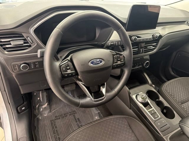 Certified 2024 Ford Escape Active AWD/4WD image 13