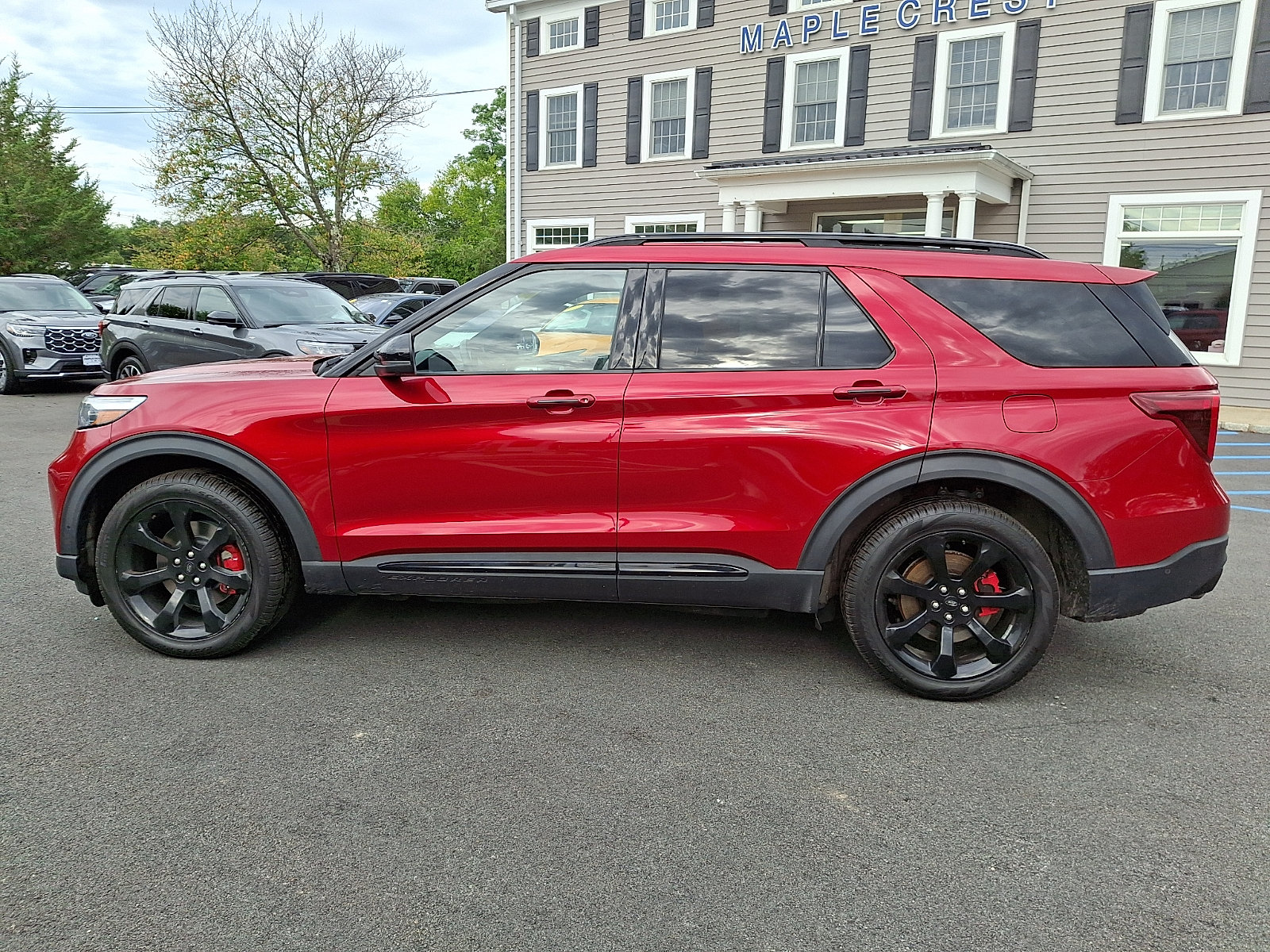 Certified 2020 Ford Explorer ST w/ ST Street Pack AWD/4WD image 8