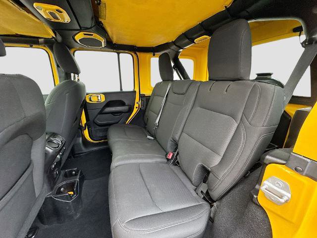 Used 2019 Jeep Wrangler Unlimited Sahara image 19