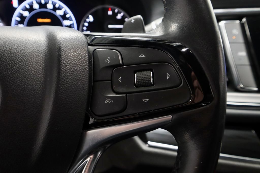 Used 2023 Buick Enclave Premium w/ Experience Buick Package AWD/4WD image 32