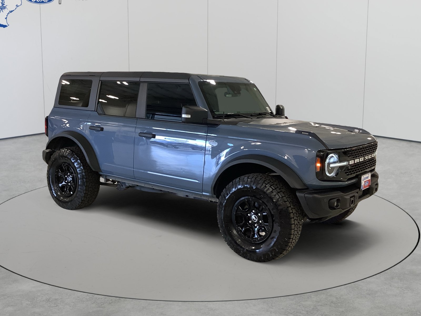 Certified 2023 Ford Bronco Wildtrak AWD/4WD image 3