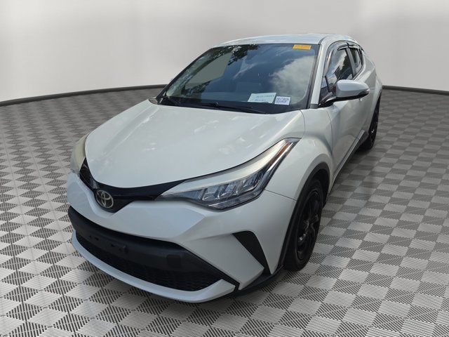 Used 2020 Toyota C-HR LE FWD video 2