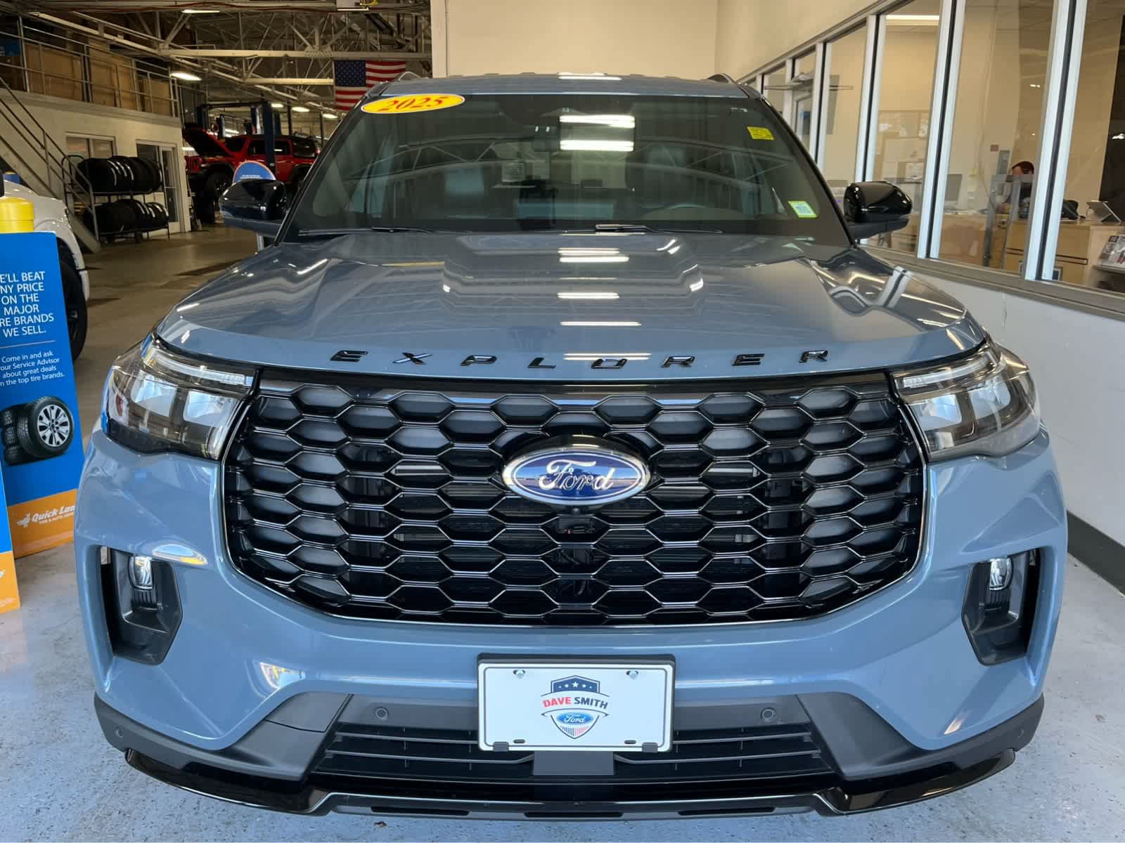 Certified 2025 Ford Explorer ST-Line AWD/4WD image 2