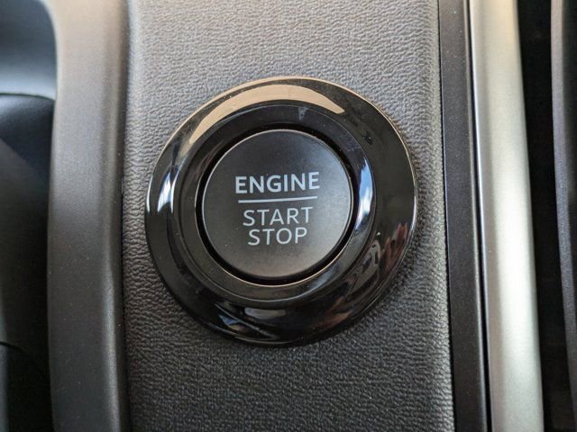 Certified 2025 Ford Expedition Active image 28