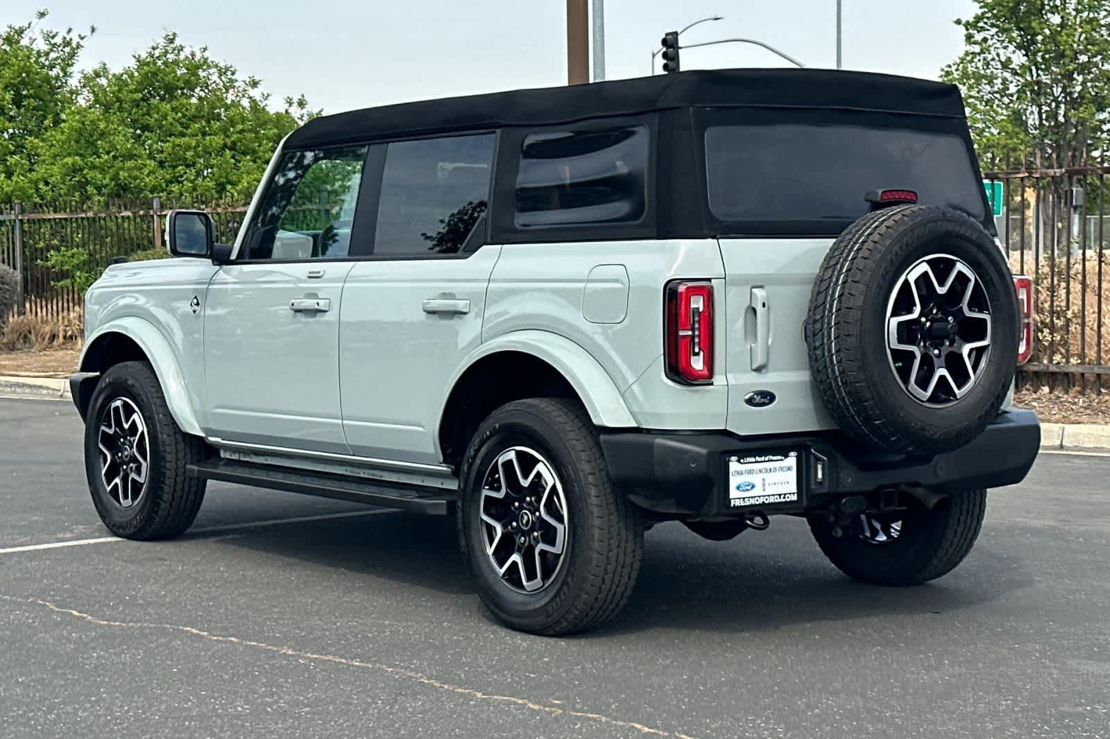 Certified 2023 Ford Bronco Outer Banks image 3