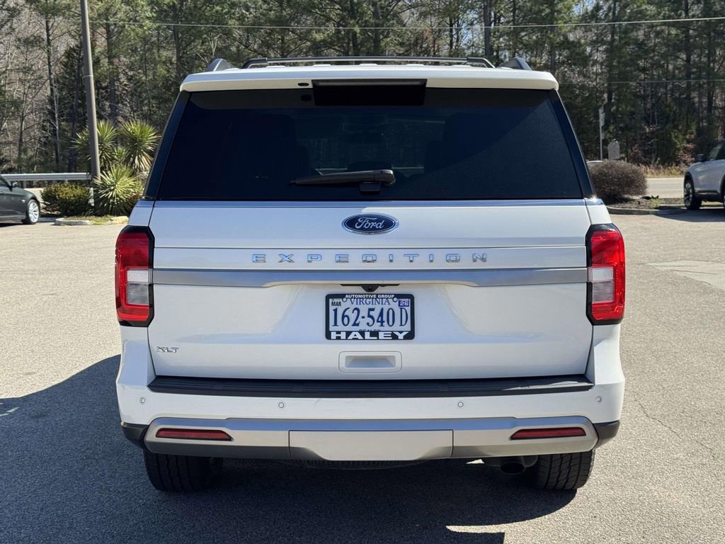 Certified 2022 Ford Expedition XLT image 3