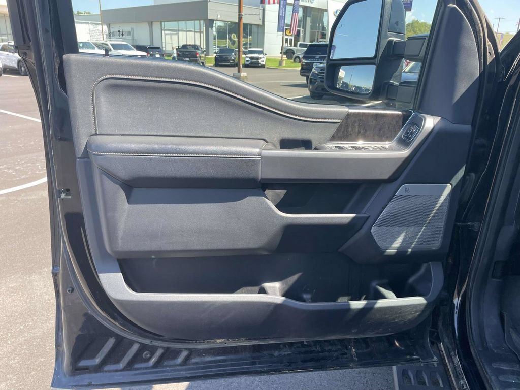 Certified 2024 Ford F250 Lariat w/ Tremor Off-Road Package AWD/4WD image 15