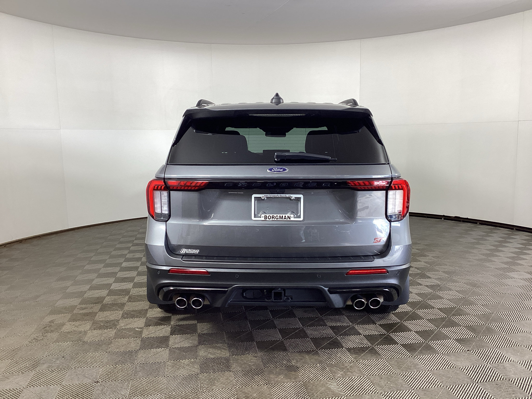 Certified 2025 Ford Explorer ST AWD/4WD image 3