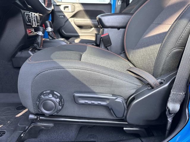 Used 2023 Jeep Gladiator Mojave image 16