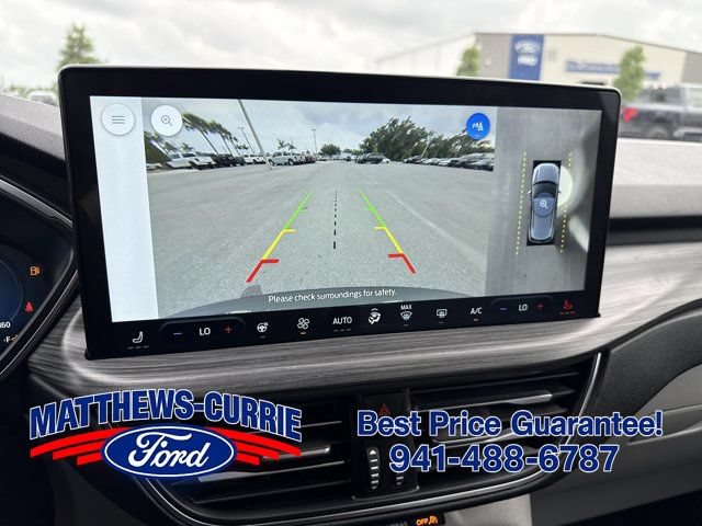 Certified 2025 Ford Escape Platinum w/ Premium Technology Package AWD/4WD image 19